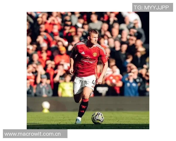 德里赫特专访：面对期待与质疑我坚信巅峰即将到来