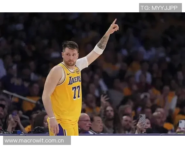 司机与东契奇首秀表现抢眼弗拉格能否超越两位新星的精彩数据