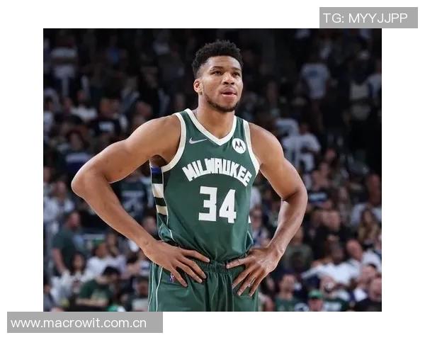 雄鹿全力以赴挽留字母哥展现真诚决心能否成功引发关注 雄鹿全力以赴挽留字母哥展现真诚决心能否成功引发关注