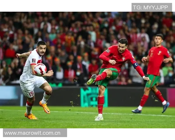 C罗若停赛两场将错过世界杯首战葡萄牙直接晋级成关键因素