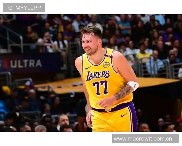 NBA官方称赞东契奇表现如巅峰湖人球队状态持续上升引发关注