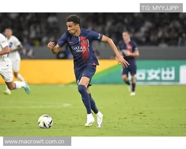 埃基蒂克确认身披9号球衣出战法国世预赛两场赛事