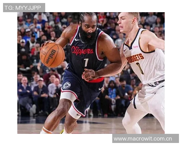 哈登失误未回头巴图姆踩线后失落卢指导直接选择离场 哈登失误未回头巴图姆踩线后失落卢指导直接选择离场