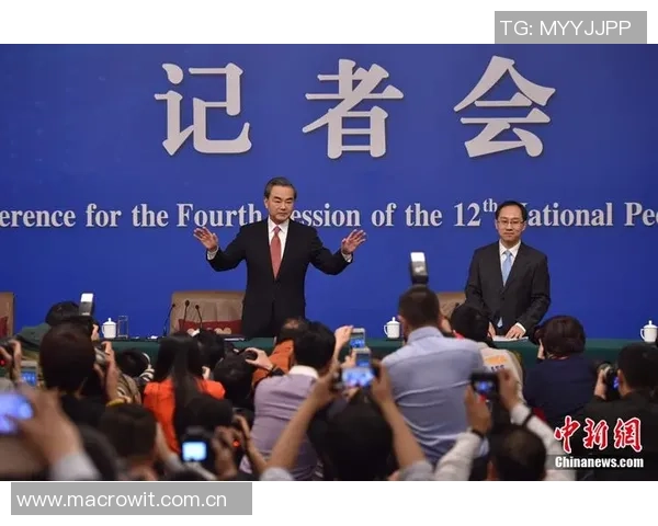 武汉三镇与王毅续约再出发共同书写新篇章